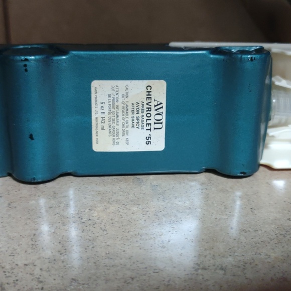 Avon collectable - Picture 2 of 2